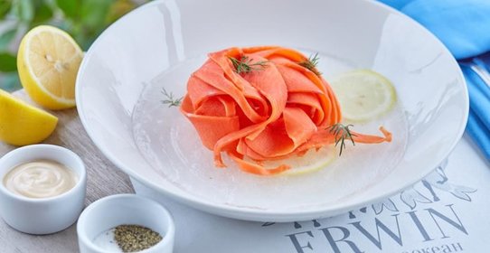 Строганина из нерки