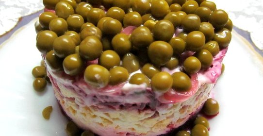 Салат из свеклы яйца лука и горошка