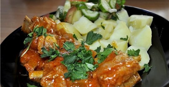 Свинина куском в мультиварке