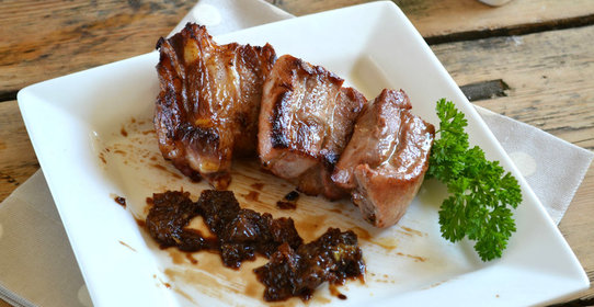 Мясо под сладким соусом