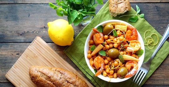 Салат с нутом