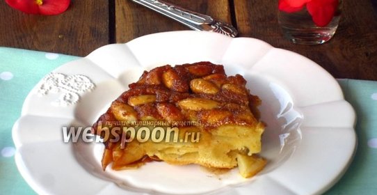 Шарлотка из айвы с карамелизированным миндалём