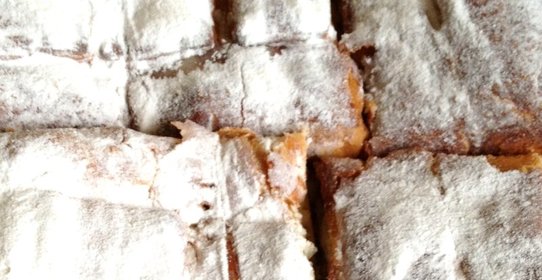 Яблочный штрудель с орехами