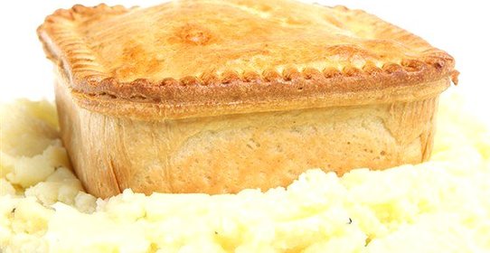 Пирог с мясом и картошкой