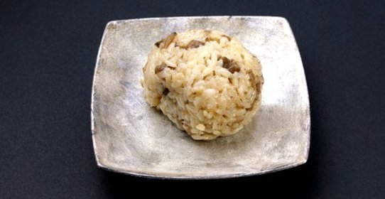 Биточки из грибного ризотто и моцареллы