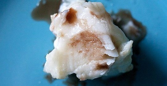 Зубатка синяя с соусом наршараб