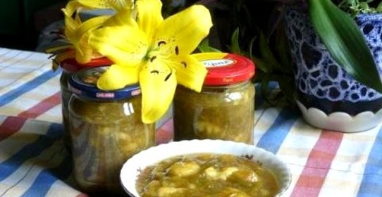 Варенье из ревеня с бананом