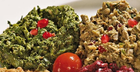 Карри из курицы с грушей и ананасами