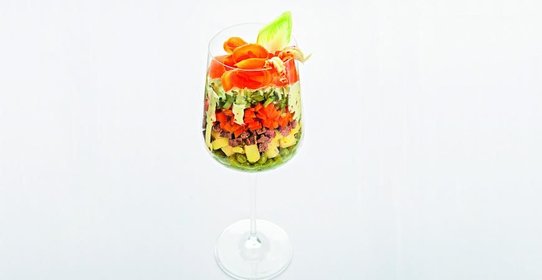 Салат Оливье под соусом айоли