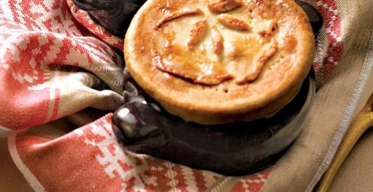 Тушеное мясо с грибами по-славянски