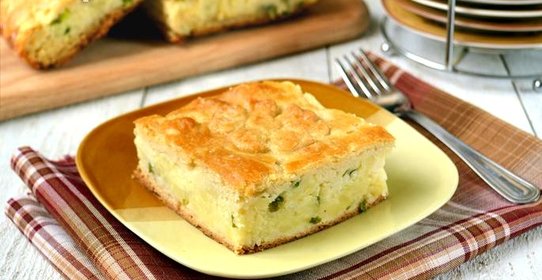 Пирог с брынзой и картофелем