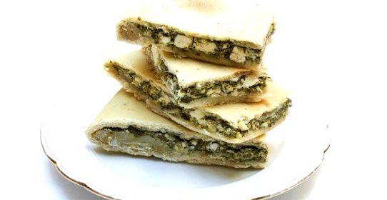 Пирог со шпинатом, цукини, рисом и фетой