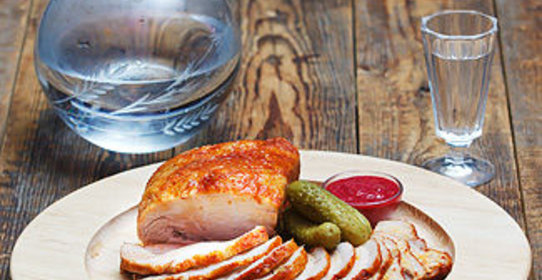 Буженина, запеченная в пергаменте