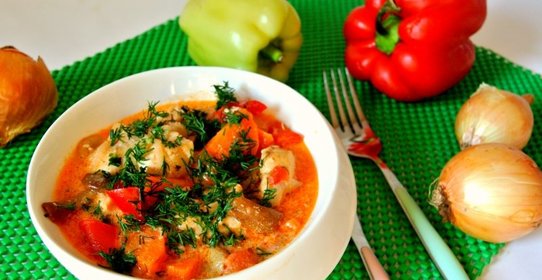 Курица с овощами по-домашнему