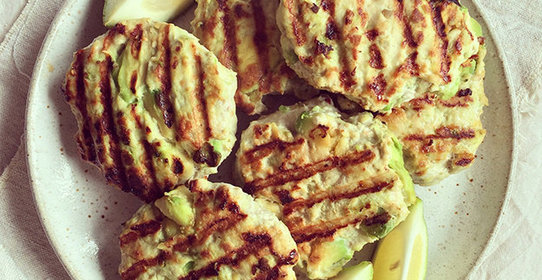 Куриные котлеты с авокадо