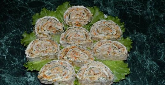 Рулет из лаваша с куриной грудкой