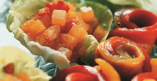 Рулетики из запеченного перца