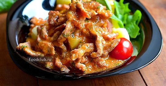 Свинина с подливкой