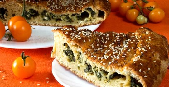 Пирог со шпинатом и сыром