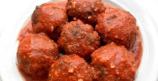 Тефтели с рисом в соусе