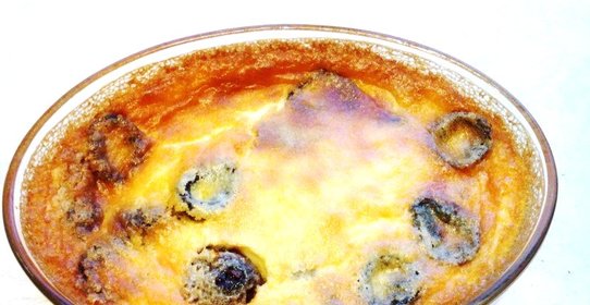 Бретонский пирог с черносливом