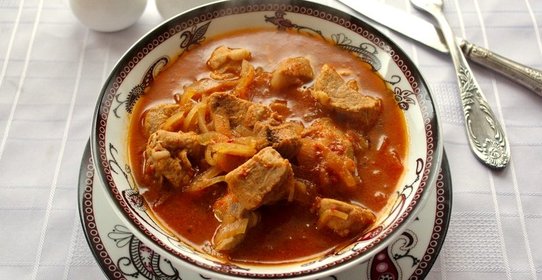 Гуляш из мяса
