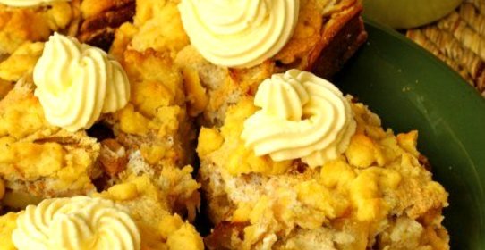 Яблочный пирог с грецкими орехами по‑провански