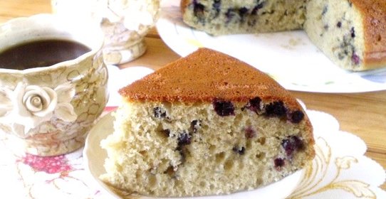 Пирог на кефире в мультиварке