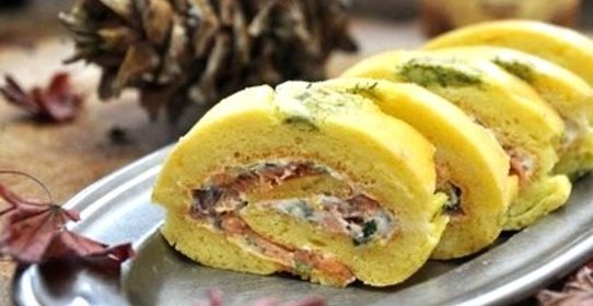 Закусочный рулет на Новый Год