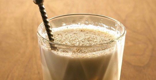 Коктейль «Эггног» (Eggnog)