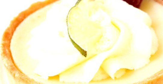 Масляный пирог с малиной