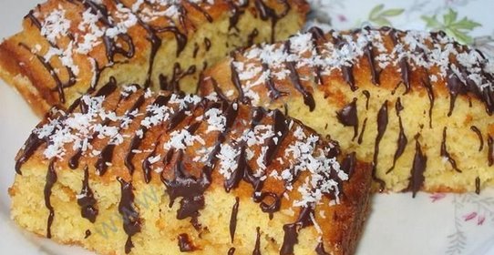 Кокосовое пирожное с шоколадом и повидлом