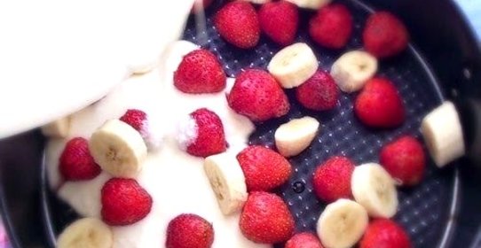 Творожно-ягодный десерт