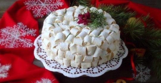 Торт медовый с черничным кремом