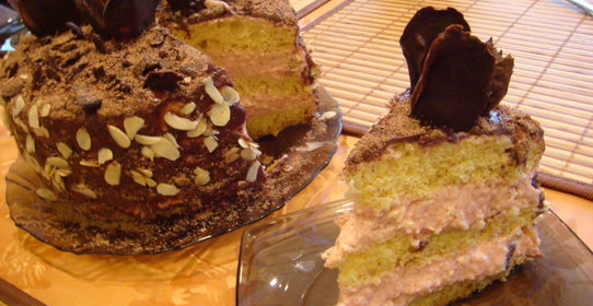 Шарлотка с клюквой