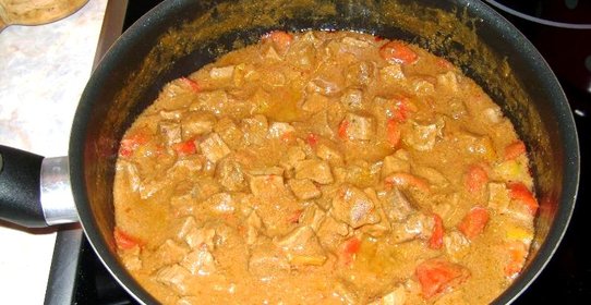 Говядина тушеная с болгарским перцем