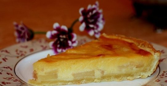 Перевернутый пирог с айвой