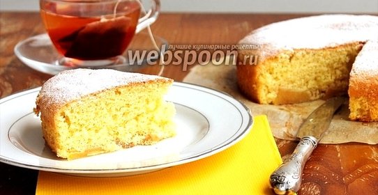 Шарлотка с айвой