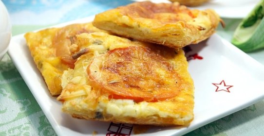 Пирог с сыром и помидорами