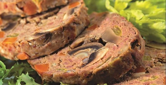 Рулет из говядины с ветчиной