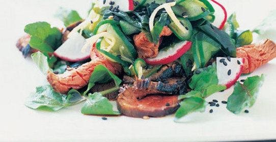 Говядина терияки с салатом вакаме