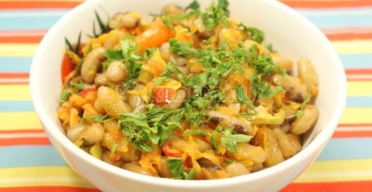 Мусс из ржаной муки и клюквы