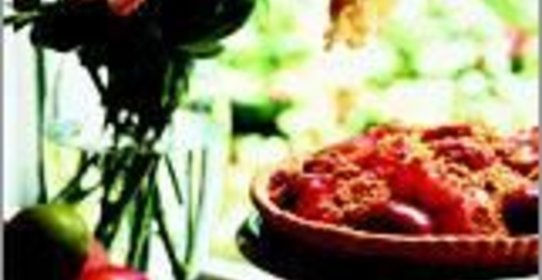 Сливовый пирог с обсыпкой