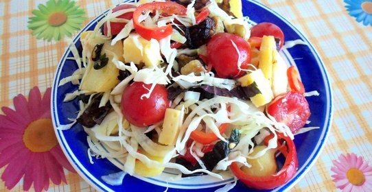 Горячий салат