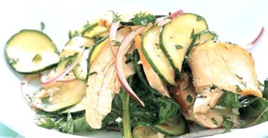 Салат с курицей и цуккини