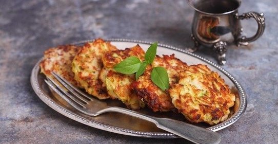 Котлеты из капусты с луком