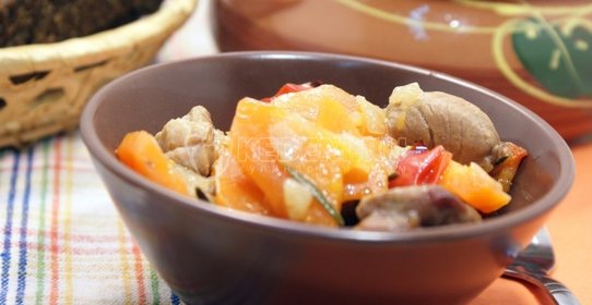 Мясо в горшочке в духовке