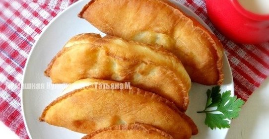 Пирожки с начинками во фритюре