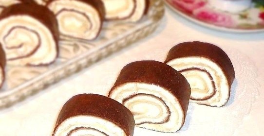 Блинные рулетики с творожно - кокосовой начинкой