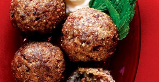 Кеббе из говядины, баранины и булгура